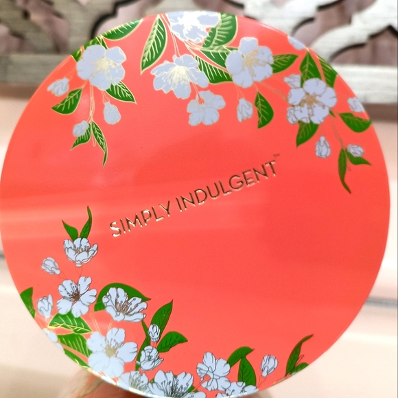 SIMPLY INDULGENT 3-Piece Fragranced Candle Set - Picture 11 of 14